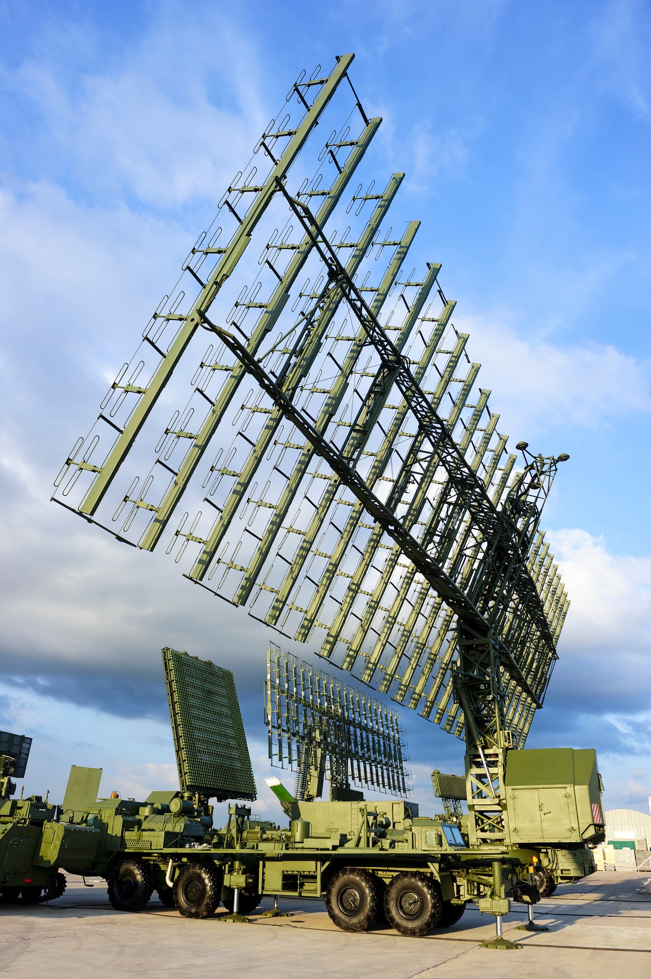 Air defense radars and locators of military mobile antiaircraft systems