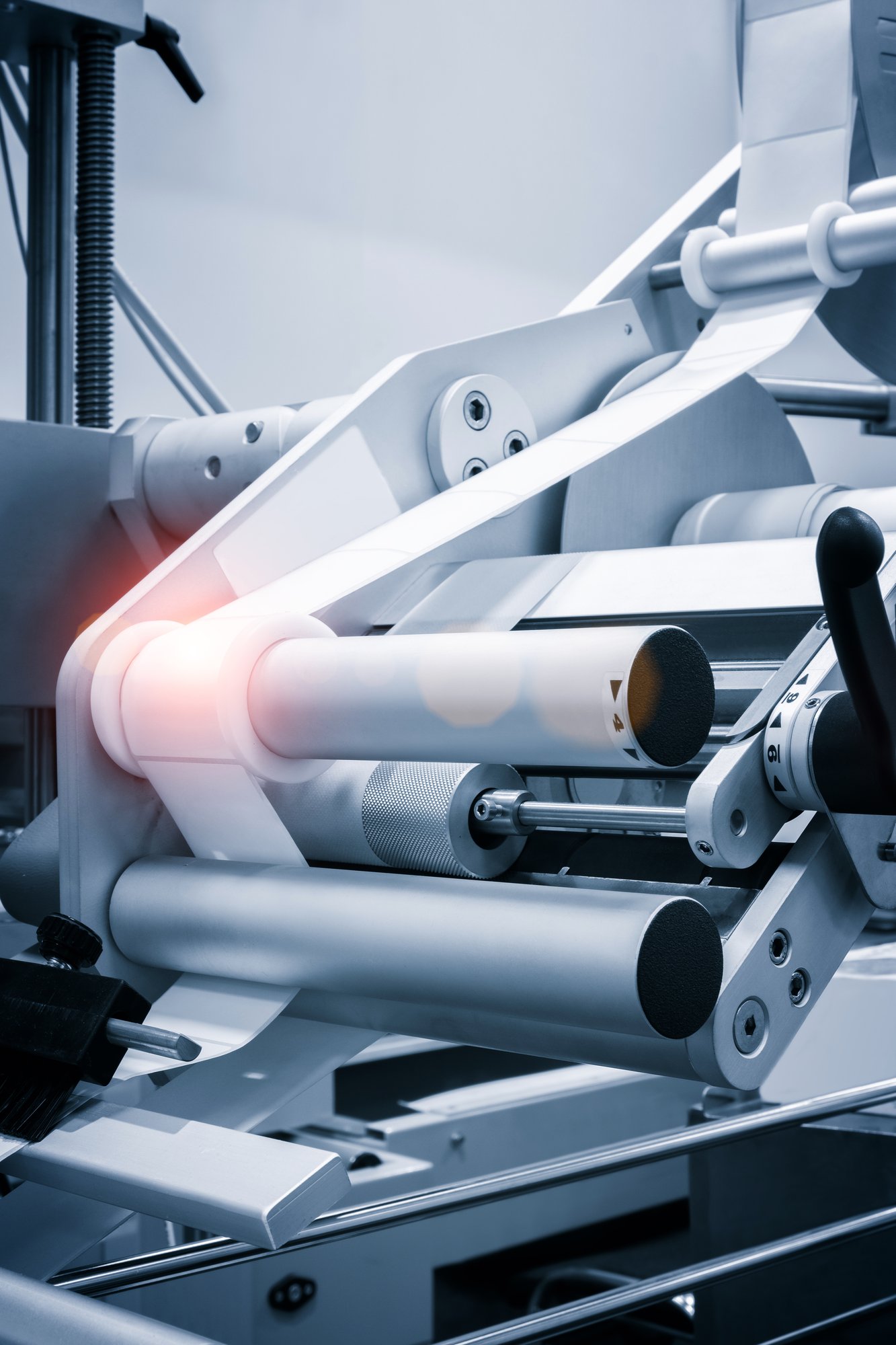 Fragment of the conveyor of the pharmaceutical labeling machine